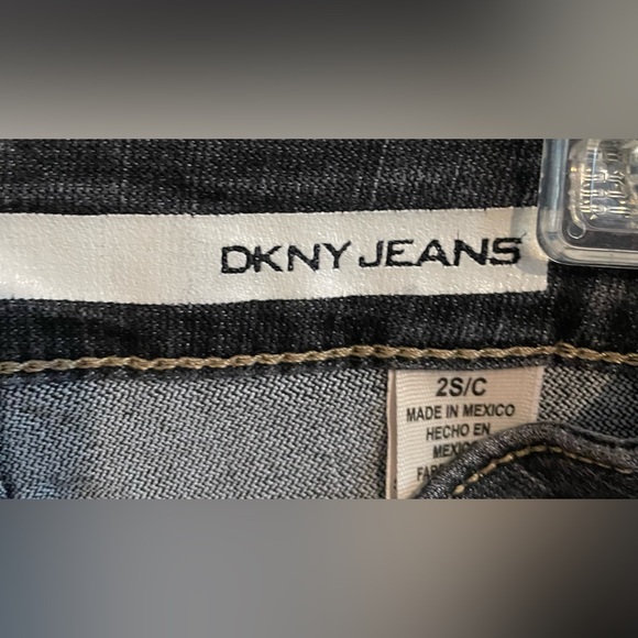 Womens DKNY SOHO JEANS Mid Rise Bootcut Super Stretch Size 2 womens Jeans - Picture 4 of 4